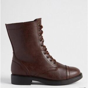 NWOT Torrid Dark Brown Lace-up Flat Combat Boots Size 8.5 (WW)